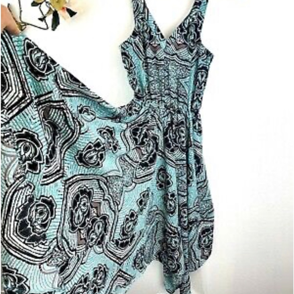 NWOT H&M Asymmetrical Dress, Size 8, V-Neck, High Low